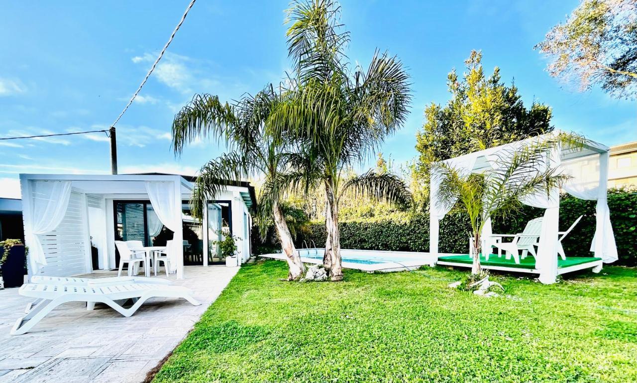 Apartment Pool House